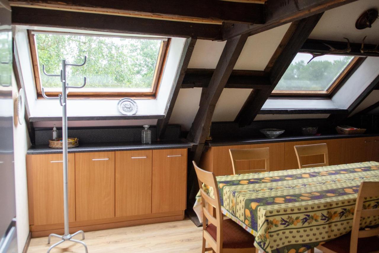 Poezelhoekvallei Appartement ゾンネベーケ エクステリア 写真